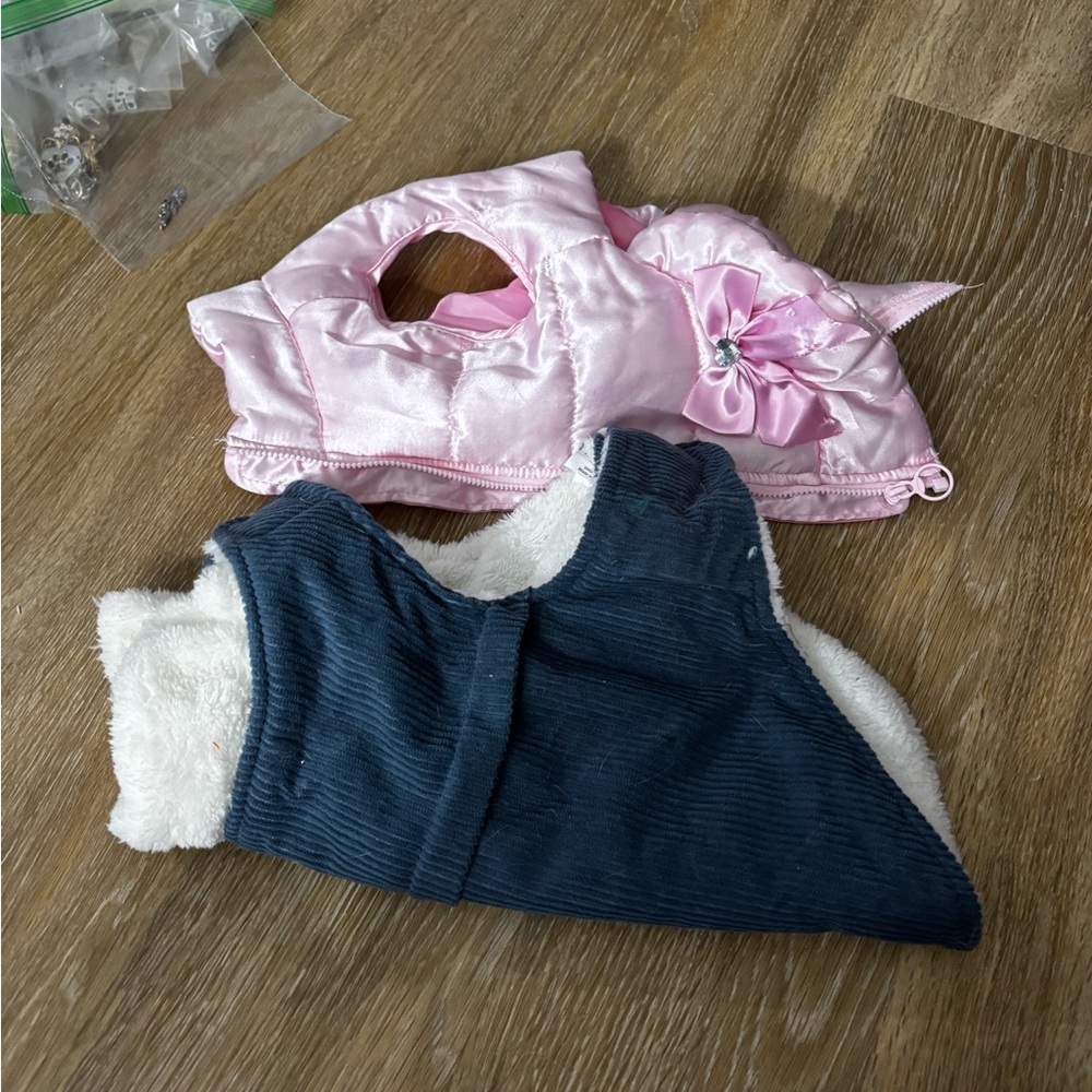 pet clothing size medium